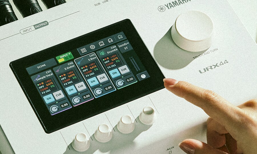 Yamaha URX44: Control intuitivo a tu alcance